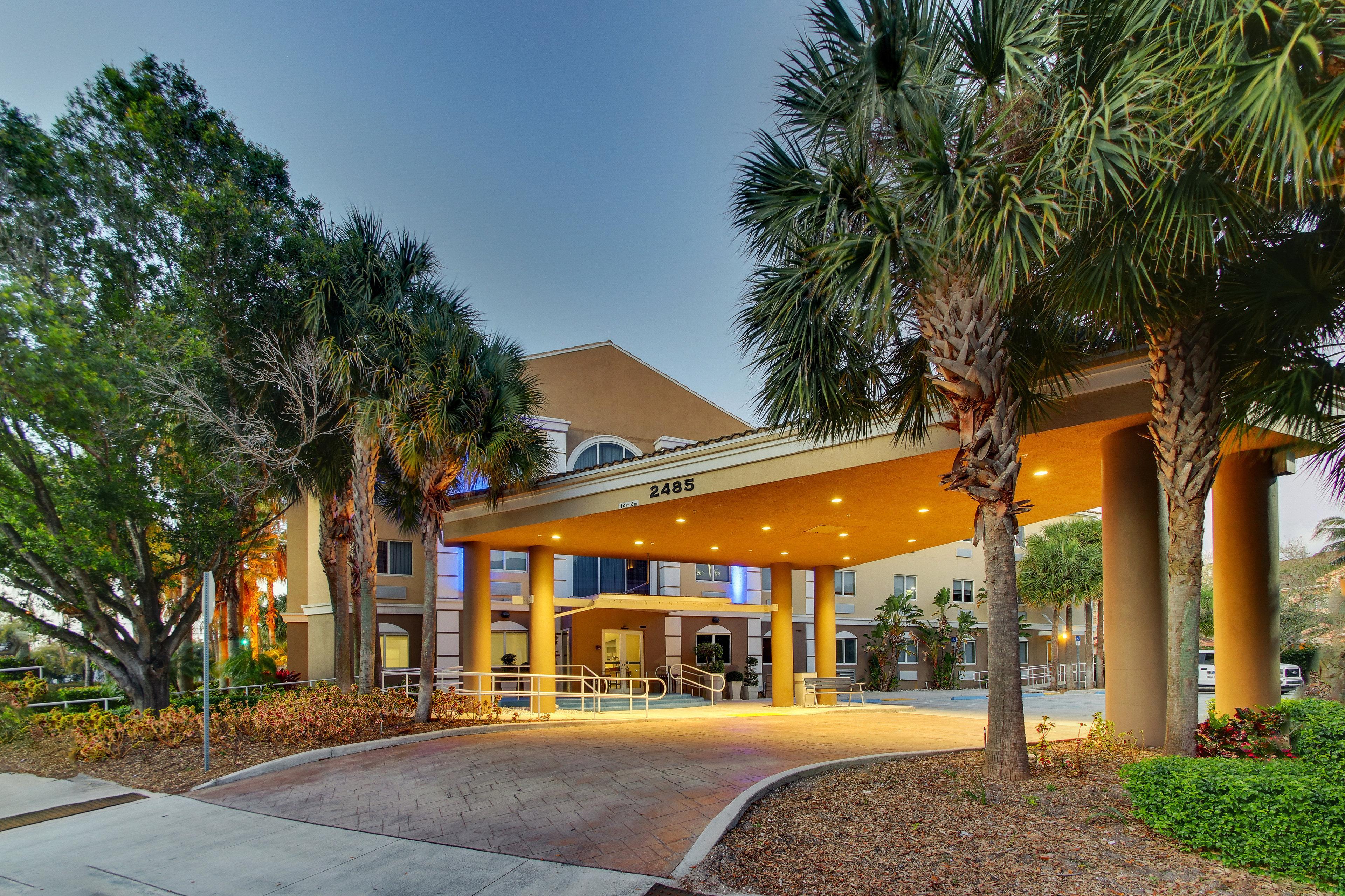 Holiday Inn Express West Palm Beach Metrocentre By Ihg Екстер'єр фото